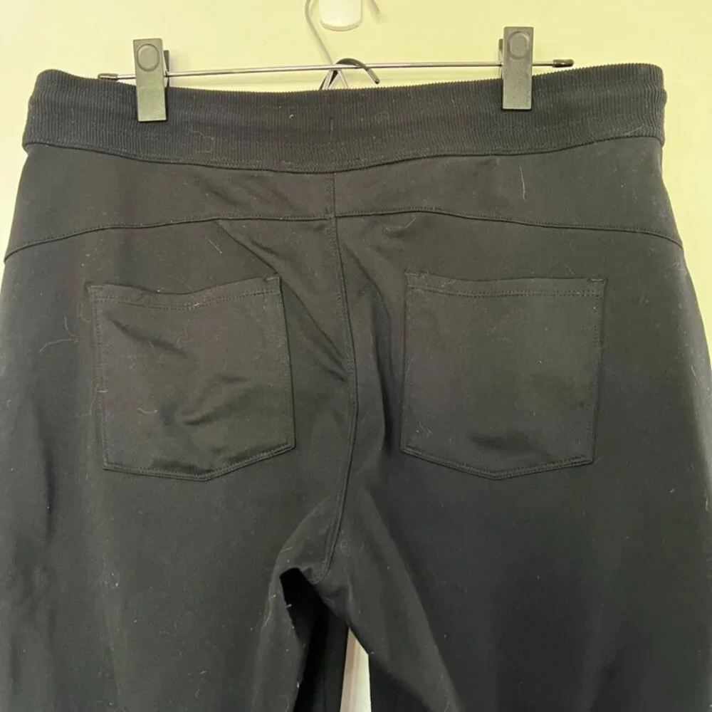 Athleta Black Joggers Women’s M Athleisure Travel Lounge Gorpcore Pants Pockets - Picture 5 of 14